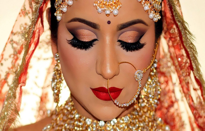 Step-by-step guide to create an Indian bridal makeup